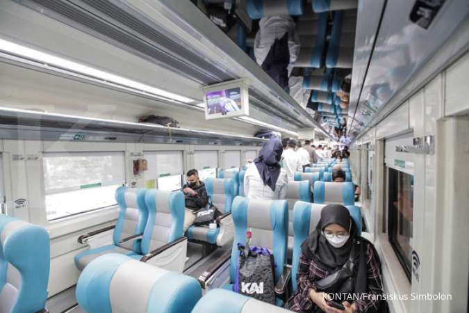 Kartu vaksin jadi syarat naik kereta api periode Nataru per 24 Desember 2021