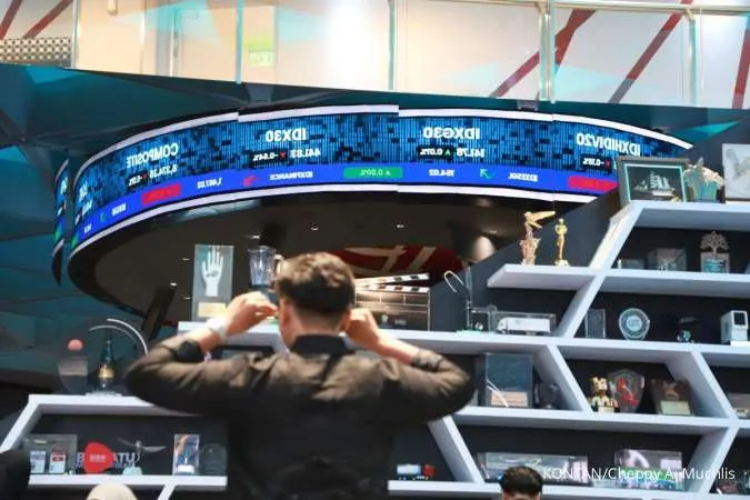 IHSG Sesi I Jumat Turun 0,24%, TPIA Pertahankan Posisi Saham Keempat Terbesar