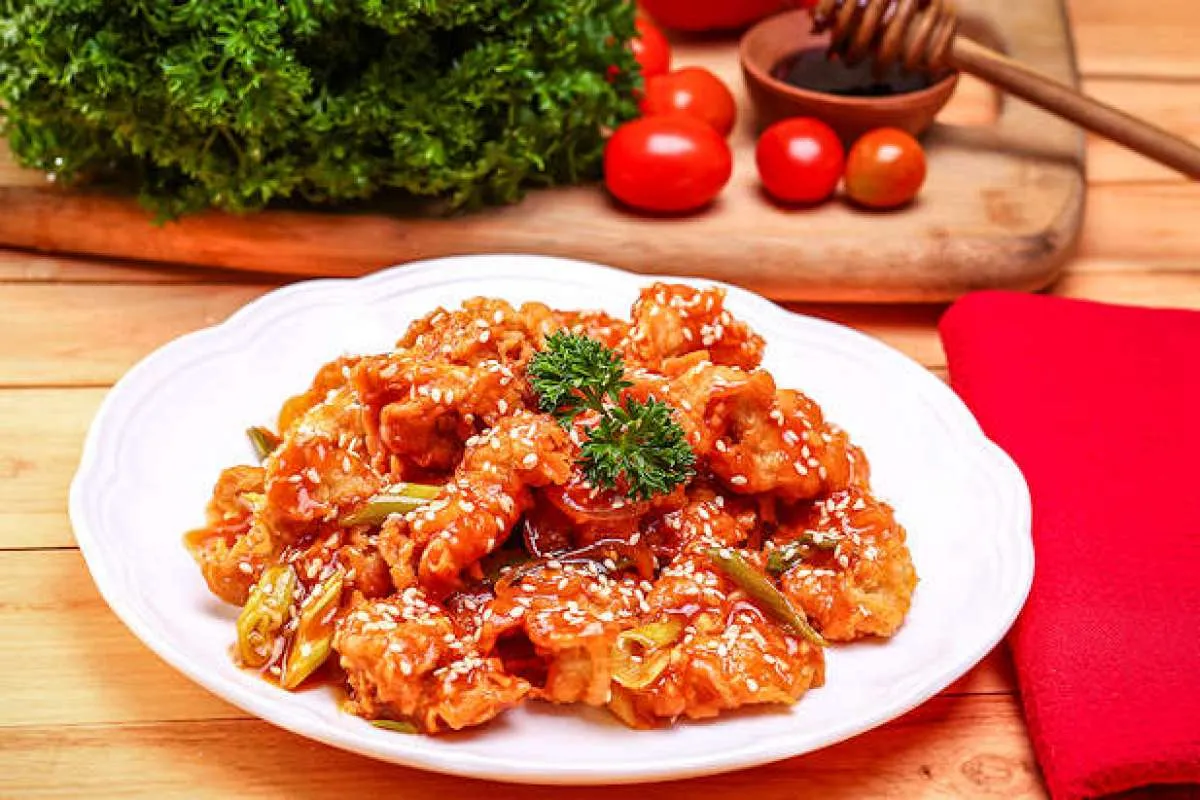 Resep Sarapan Nikmat Ayam Krispi Saus Madu yang Manis dan Gurih ala Jajanan Korea