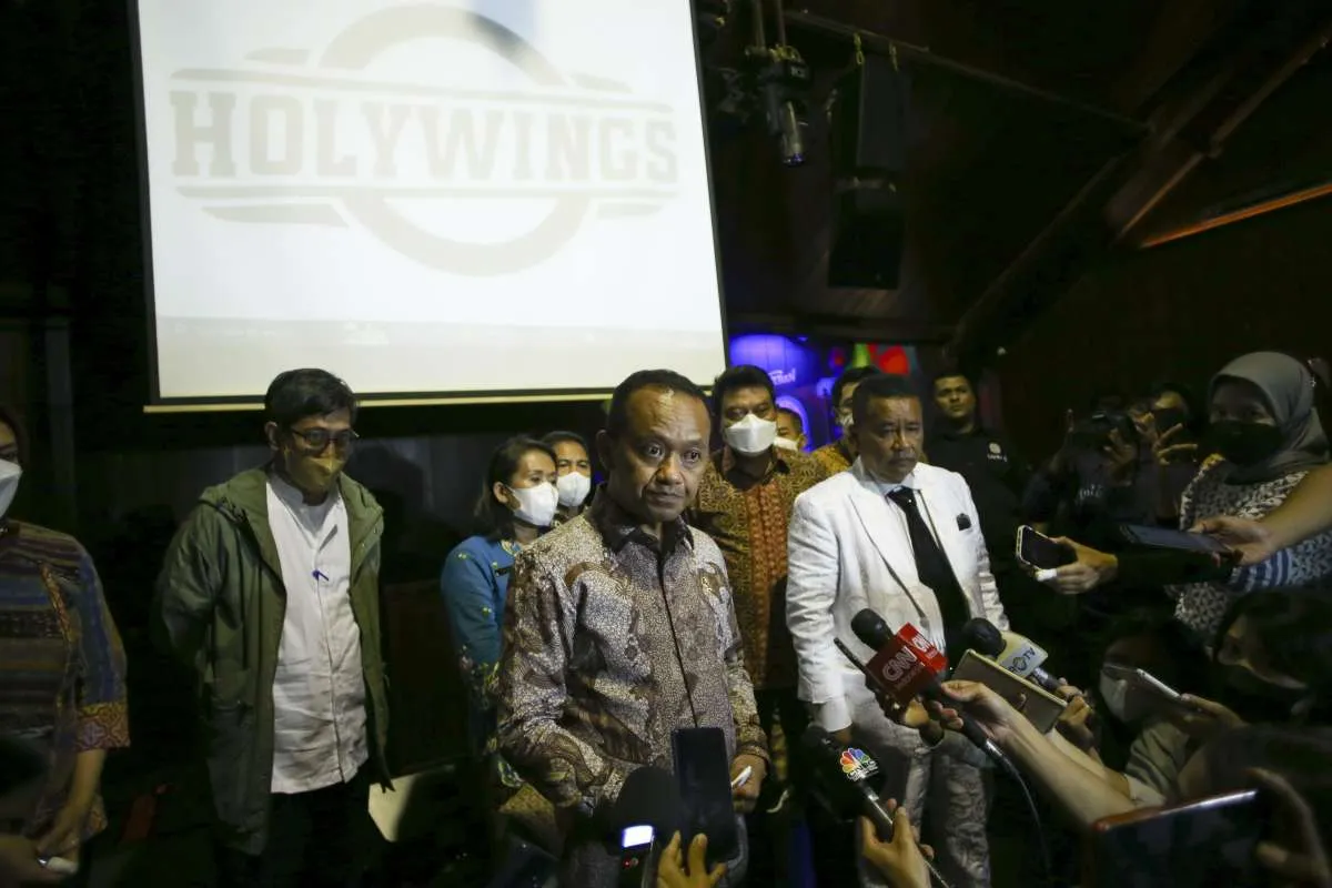 Sambangi Holywings dan Bertemu Hotman Paris, Menteri Investasi Dalami Kasus Perizinan
