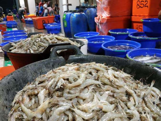 Indonesia's Shrimp Industry Suffers After Radioactive Case, Association Says
