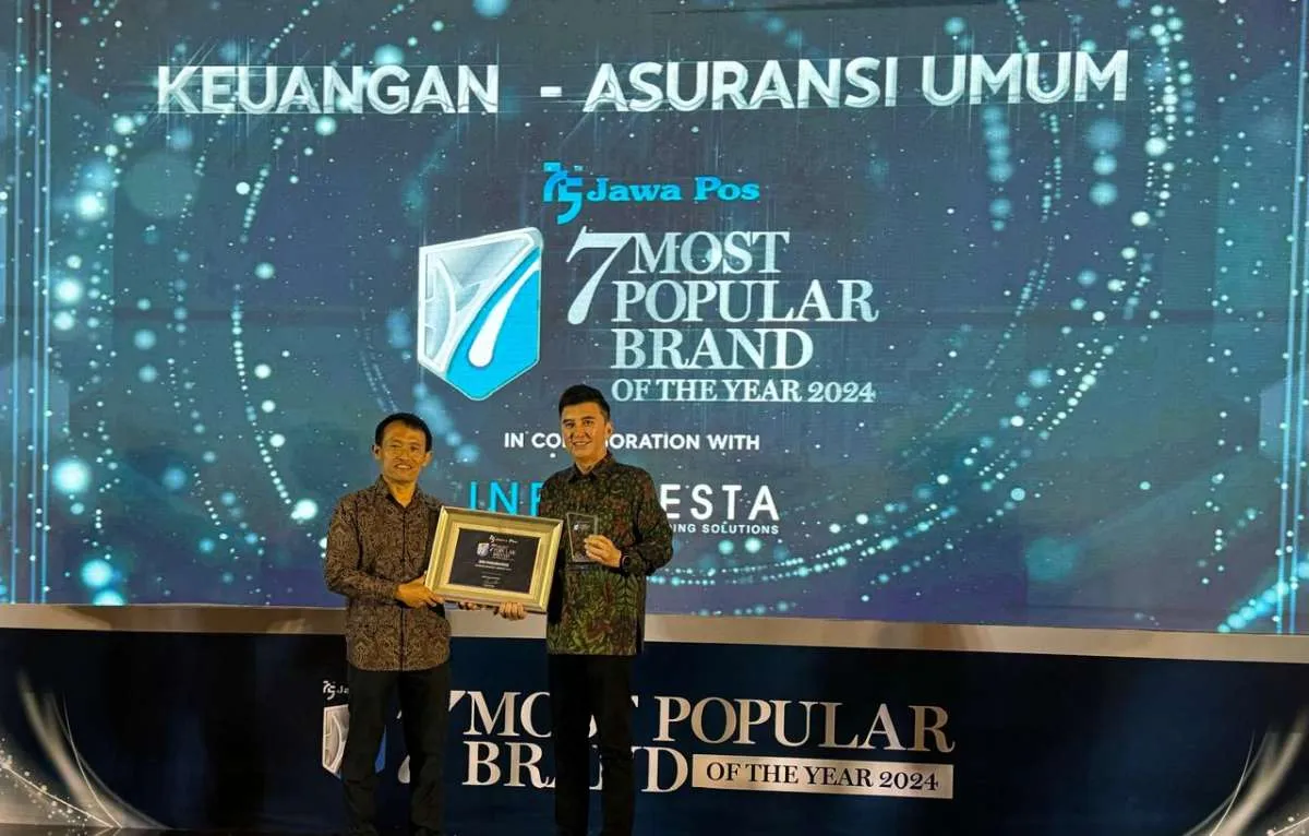 Berkat Inovasi dan Kinerja Keuangannya, BRI Insurance Raih Penghargaan 