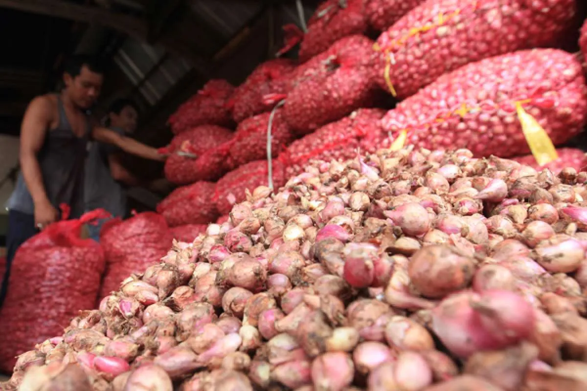 Sepekan jelang Lebaran, harga sejumlah kebutuhan pokok masih tinggi