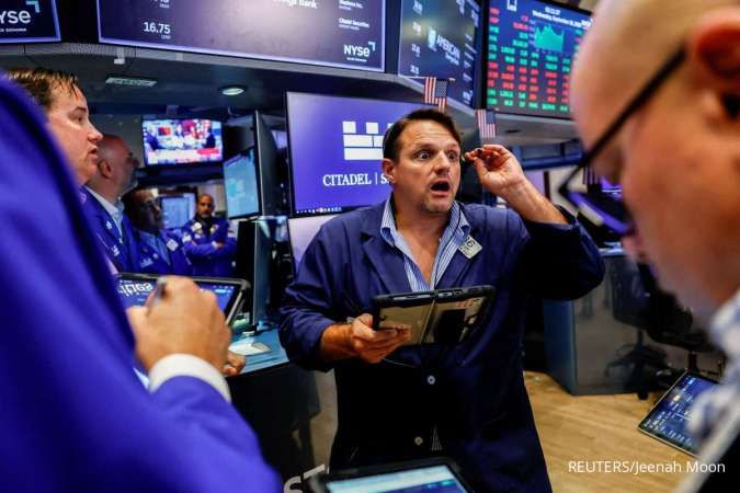 UPDATE: Wall Street Tergelincir Jumat (18/9), Yield US Treasury 10 Tahun Tembus 4,99%