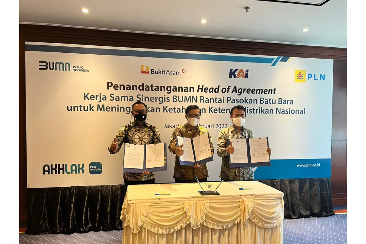 Sinergi BUMN : Amankan Pasokan Batu Bara, PLN Tandatangani HoA dengan PTBA dan KAI