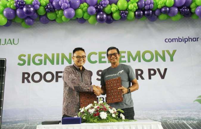 Combiphar Dorong Energi Hijau Lewat Pemasangan Panel Surya