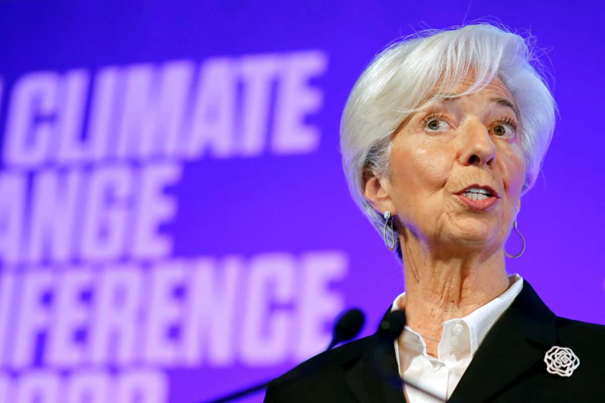 Christine Lagarde Menyiratkan Peningkatan Setidaknya 50 Bps Suku Bunga Deposito ECB