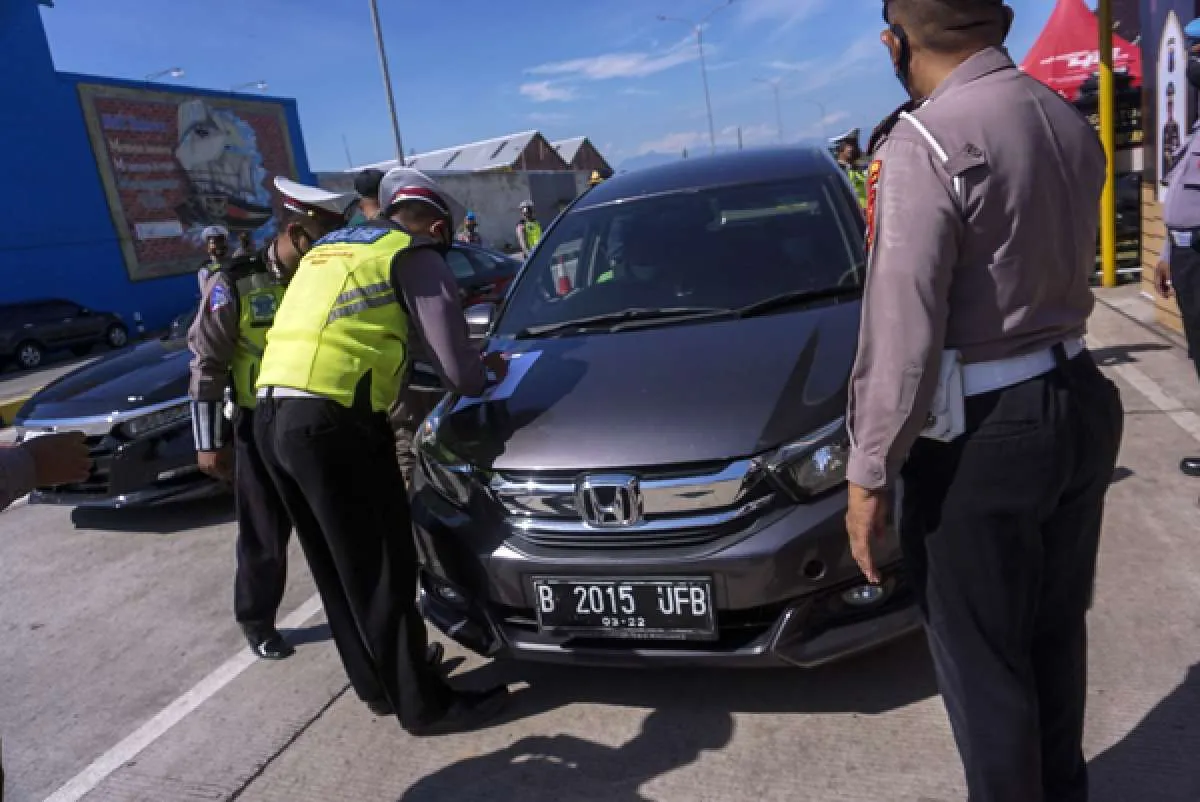 Tetap maksa mudik, polisi berhak pulangkan pelaku perjalanan 