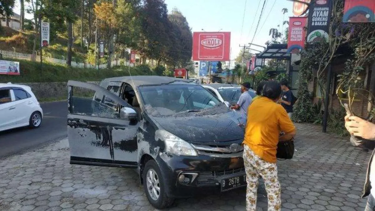 Pascaerupsi, kawasan wisata Gunung Tangkuban Perahu ditutup sementara