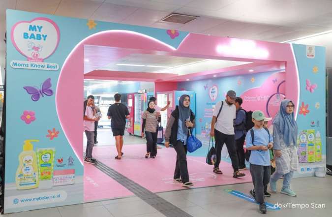 Tak Sekedar Menjaga Anak, Inilah Peran Ibu di Rumah