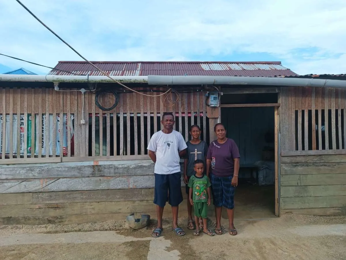 Bantuan Pasang Baru Listrik Beri Harapan Masyarakat Sorong