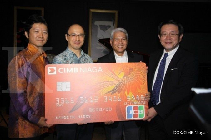 Nasabah kartu kredit CIMB Niaga tembus 2,5 juta