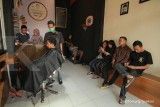 Laba pangkas rambut kian rapi