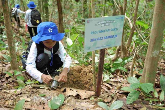 BCA dan BOSF Perkenalkan Kawasan Konservasi Orang Utan Terhadap 200 Siswa