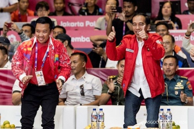 Jokowi: Di sini emas, di sini emas, saya datang menonton Asian Games senang 
