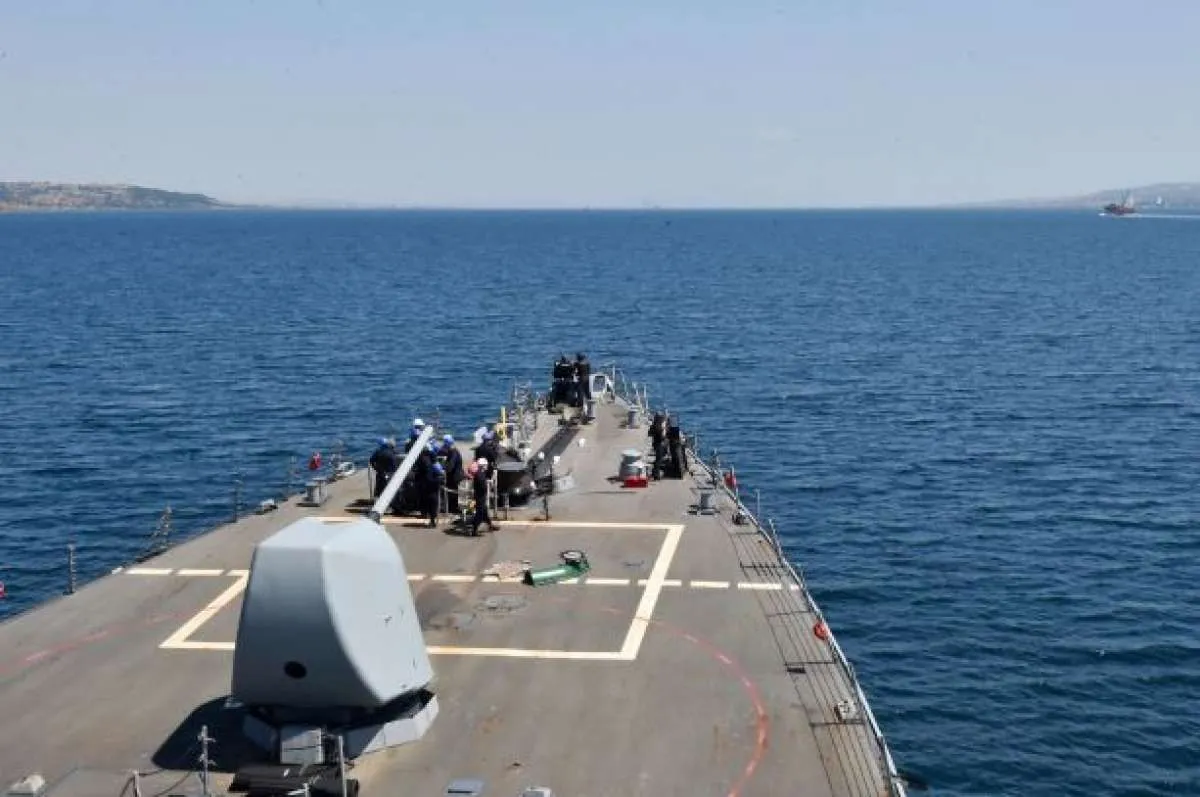 Tegang! 2 kapal perusak AS ke Laut Hitam saat 10 kapal perang Rusia latihan militer
