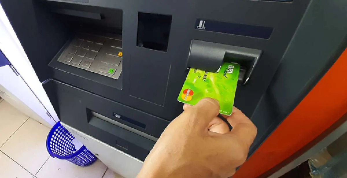 Ini ciri-ciri kartu ATM lama yang harus segera diganti sebelum diblokir 