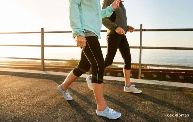 8 Tips Jalan Kaki untuk Menurunkan Berat Badan secara Efektif, Terapkan yuk