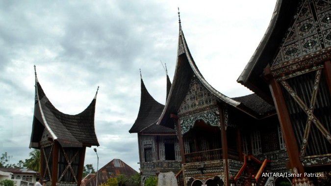 Hujan Petir hingga Berawan, Begini Cuaca Sumatra Barat Besok (23/9)
