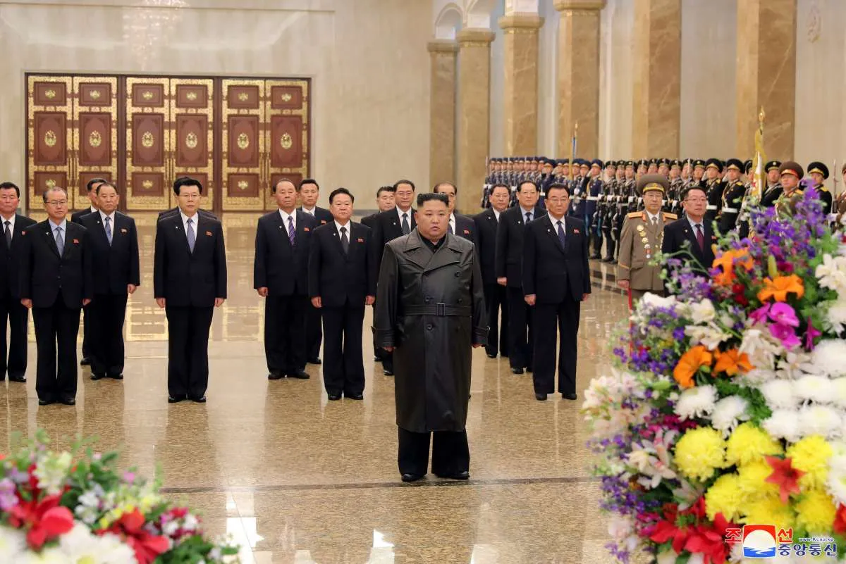 Tumben, Korea Utara rayakan ulang tahun mendiang Kim Jong-il secara sederhana