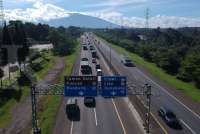 Cuaca Jawa Barat Selasa, 10 Februari 2026: Waspada Hujan Disertai Petir Hari Ini!