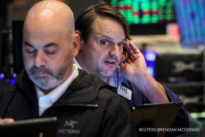 US STOCKS - Stocks End Near Flat as Investors Assess Earnings