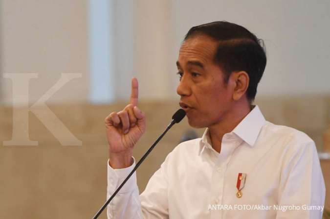 Respons Jokowi soal kemungkinan melakukan lockdown saat korban corona meningkat