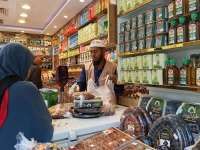 Jemaah Haji Madinah Diimbau Bijak Belanja, Hindari Bawaan Berlebih Jelang ke Makkah