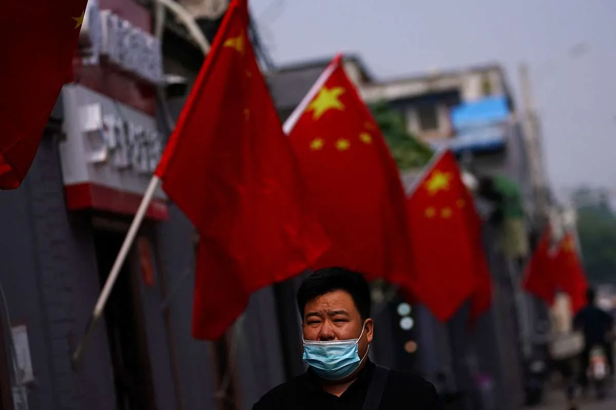 China Bakal Hukum Penjara Bagi Warga yang Pakaiannya yang Menyakiti Perasaan Negara