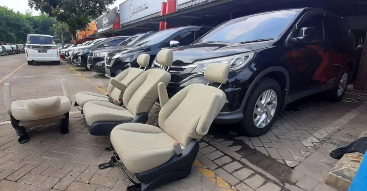 Periksa Harga Mobil Bekas Toyota Avanza Veloz untuk Keluarga, MPV Rp 100 Jutaan