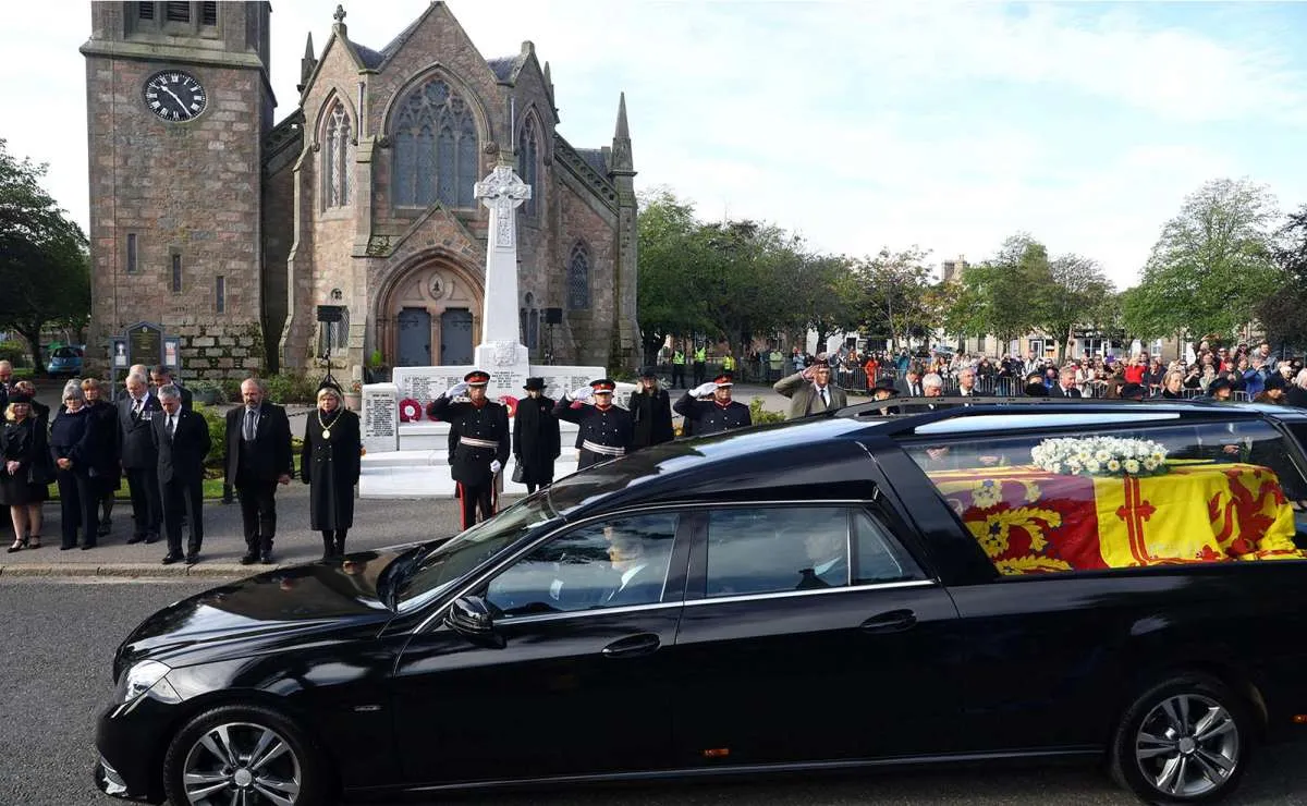 Tarif Penerbangan Hingga Hotel di London Melonjak Jelang Pemakaman Ratu Elizabeth II