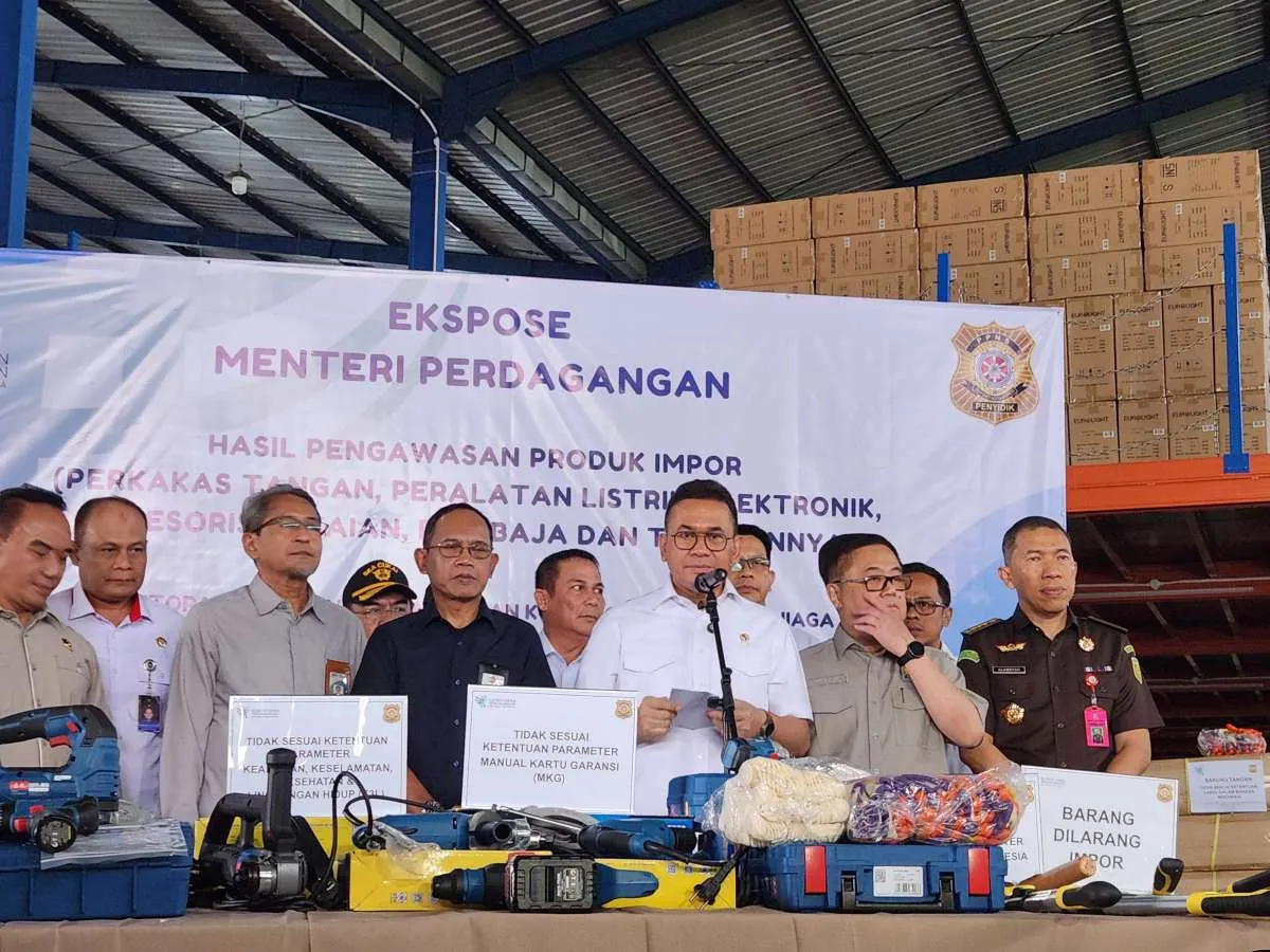 Produk China di Indonesia Naik 21,43%, Ekonom: Defisit Bisa Meningkat Rp 185 Triliun