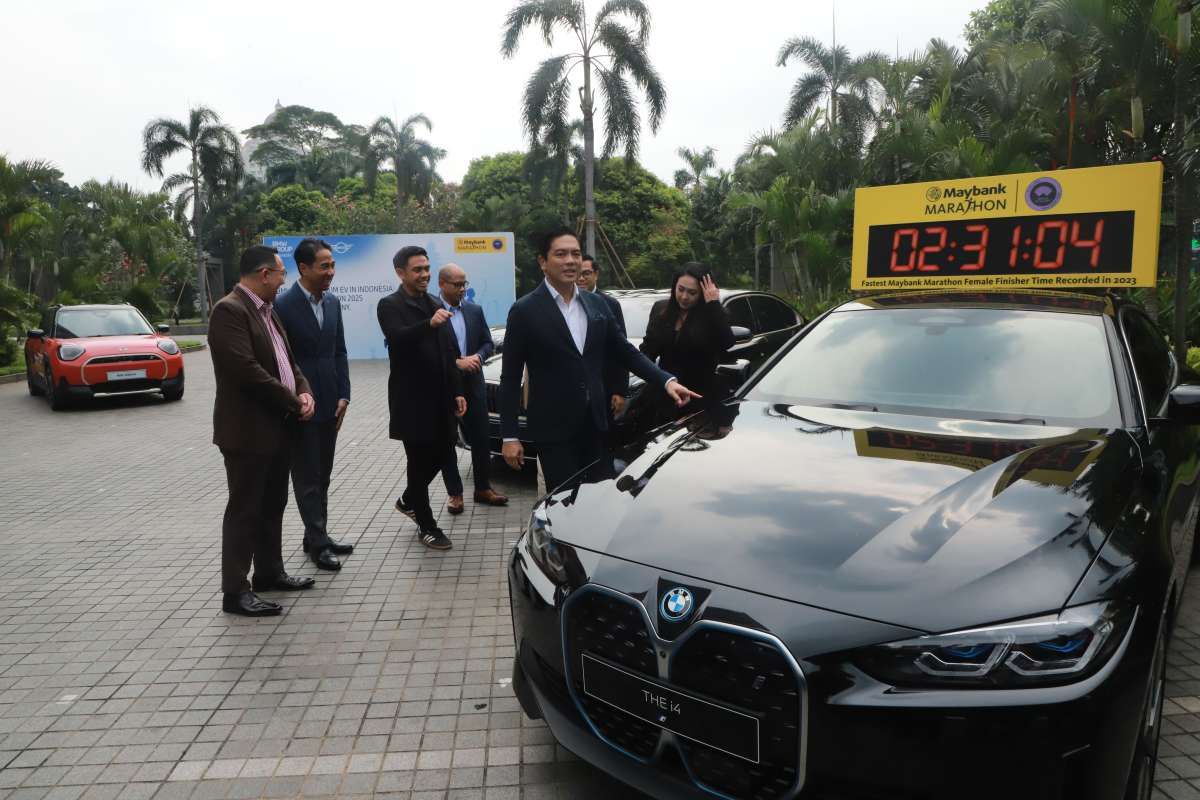 BMW Indonesia Menjadi Sustainable Mobility Partner Maybank Marathon 2025