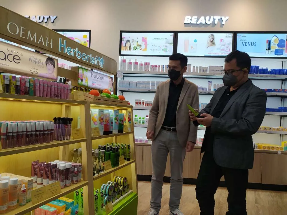 Launching Oemah Herborist di Outlet Kimia Farma Apotek 