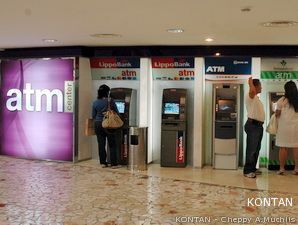 Jumlah Kartu ATM dan Debit Bertambah, Nilai Transaksinya Menurun