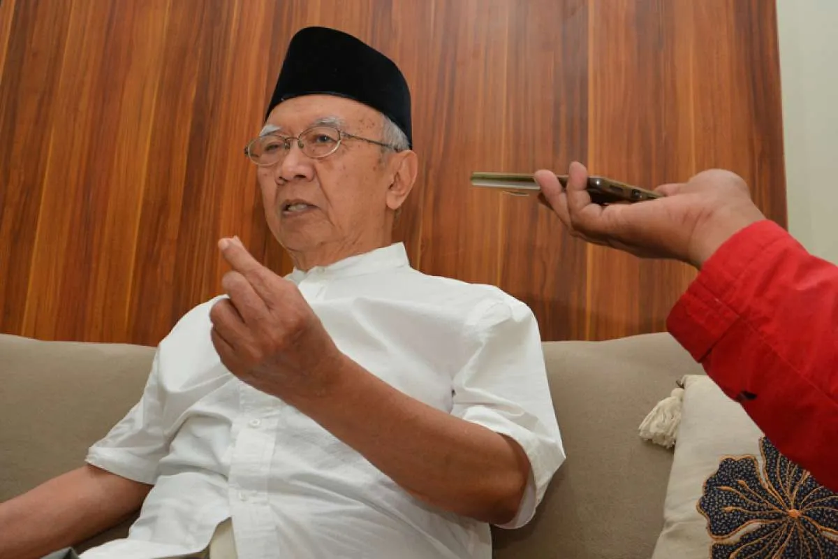 Gus Sholah, sosok pejuang HAM itu kini telah pergi... 