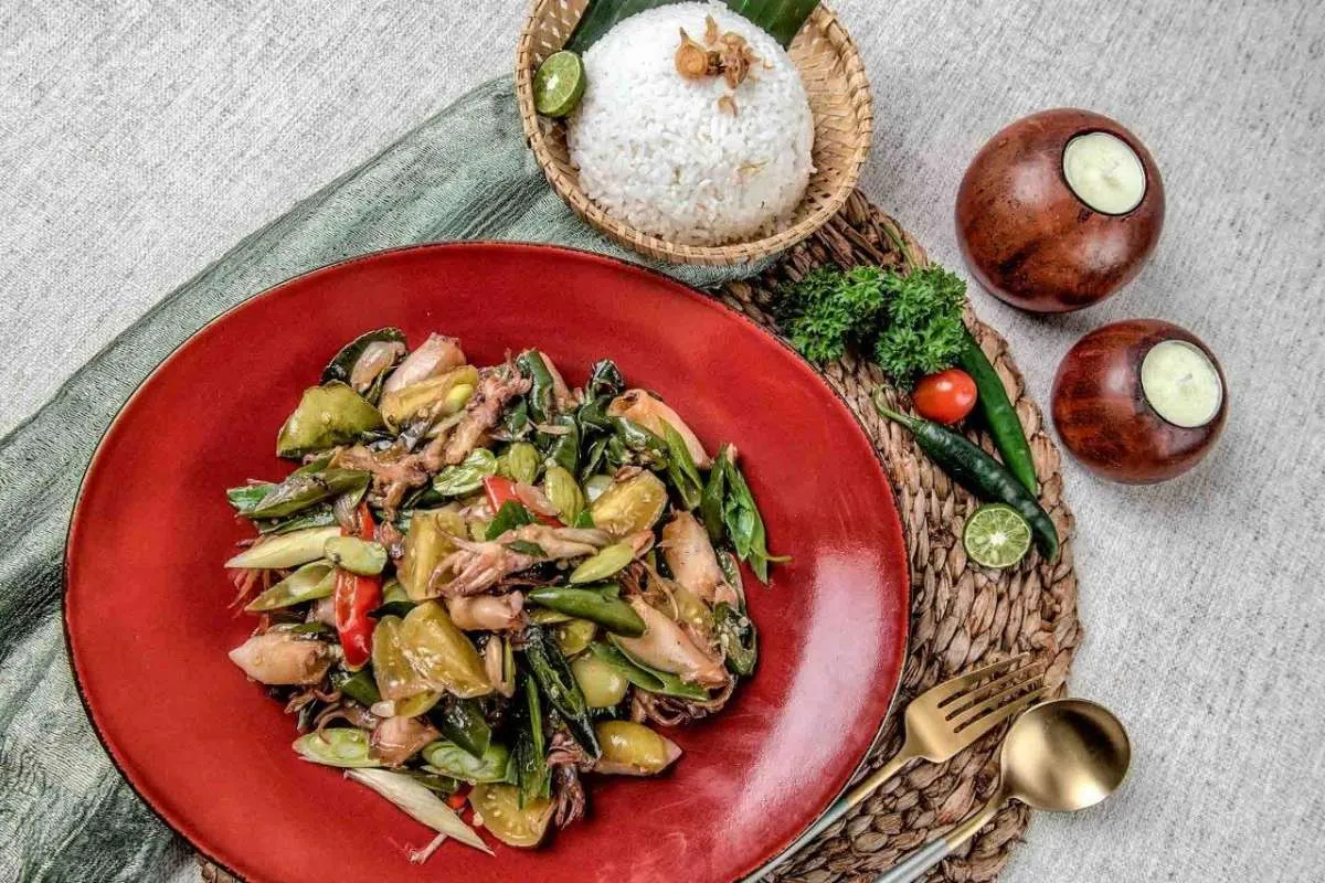 Resep Tumis Cumi Asin Cabai Hijau yang Wangi dan Sedap