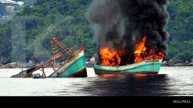 Jokowi kecewa baru 3 kapal ilegal ditenggelamkan