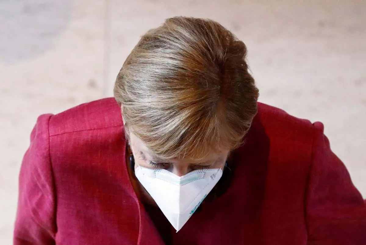 Angela Merkel: Varian baru berisiko picu gelombang ketiga infeksi Covid-19