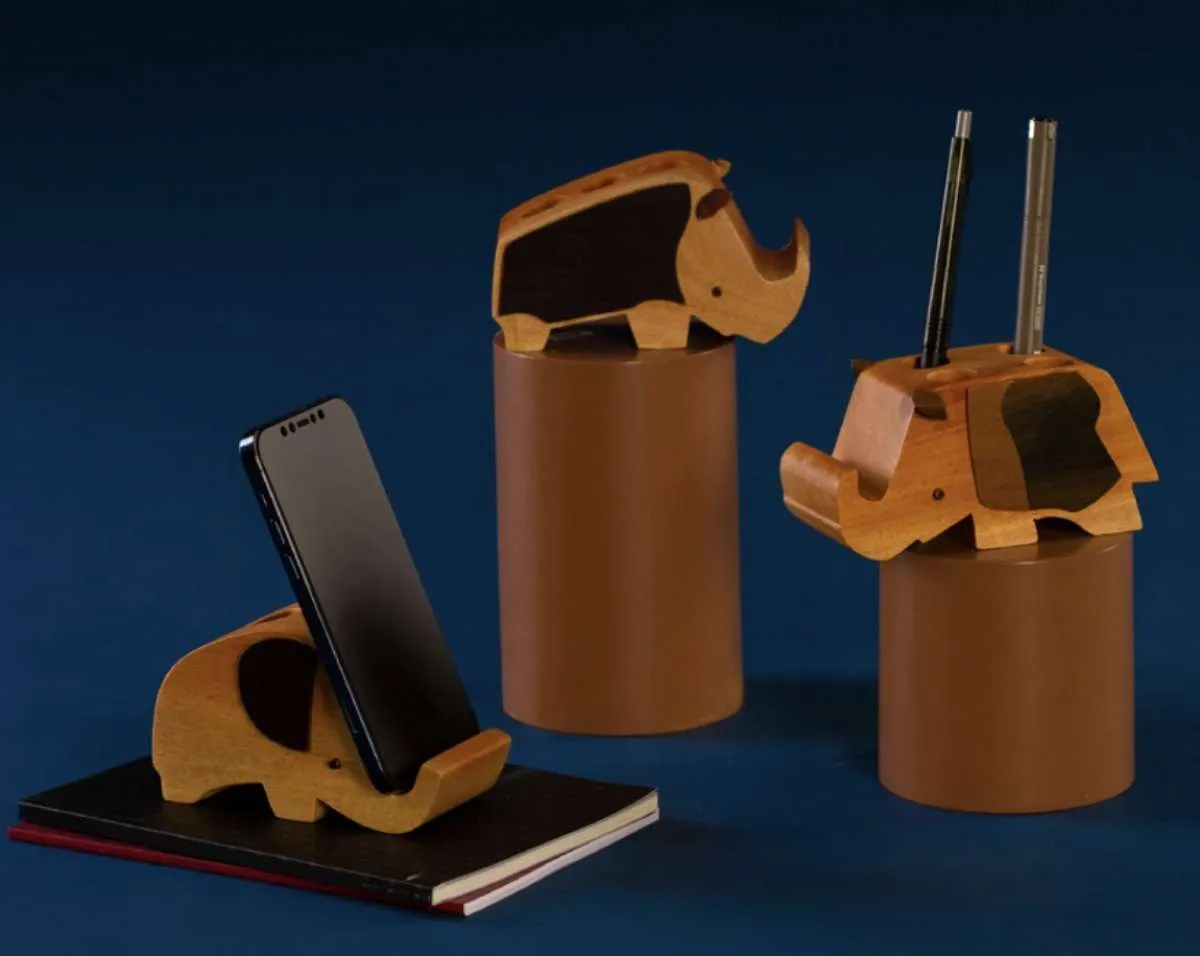 Rizki Pebriani, Ibu Rumah Tangga yang Sukses Mendulang Cuan dari Limbah Kayu