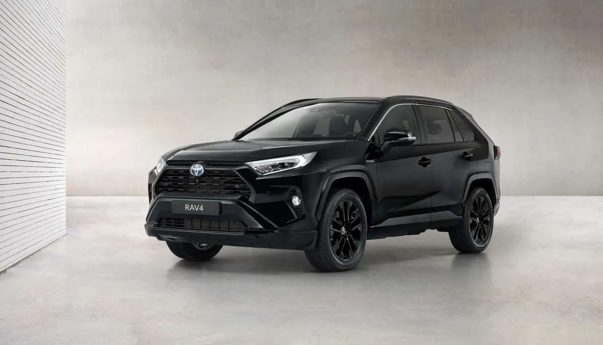 Serba hitam! Toyota RAV4 Black Edition dirilis di Eropa