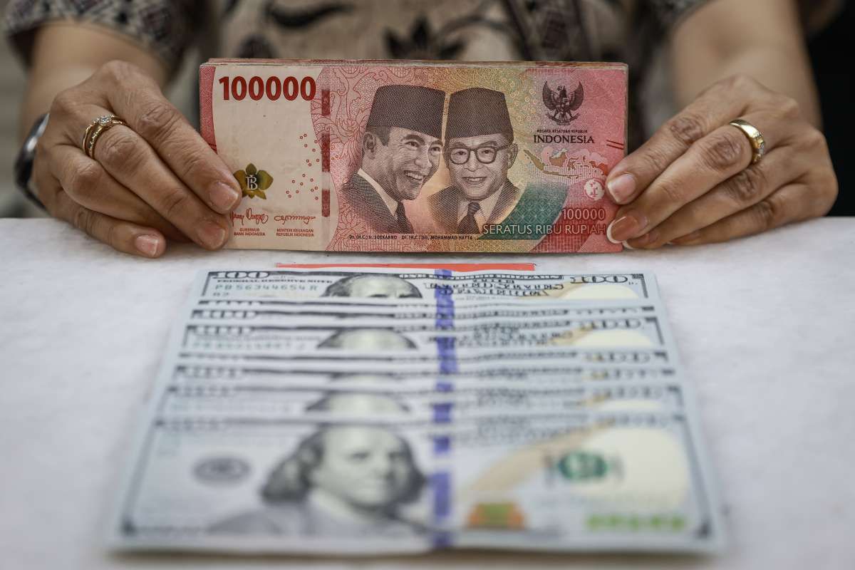 Rupiah pada Selasa (20/10) Masih Akan Tertekan