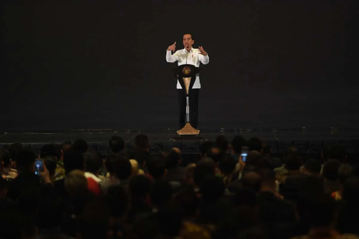 Rupiah spot kembali menguat tipis ke Rp 13.650 per dolar AS