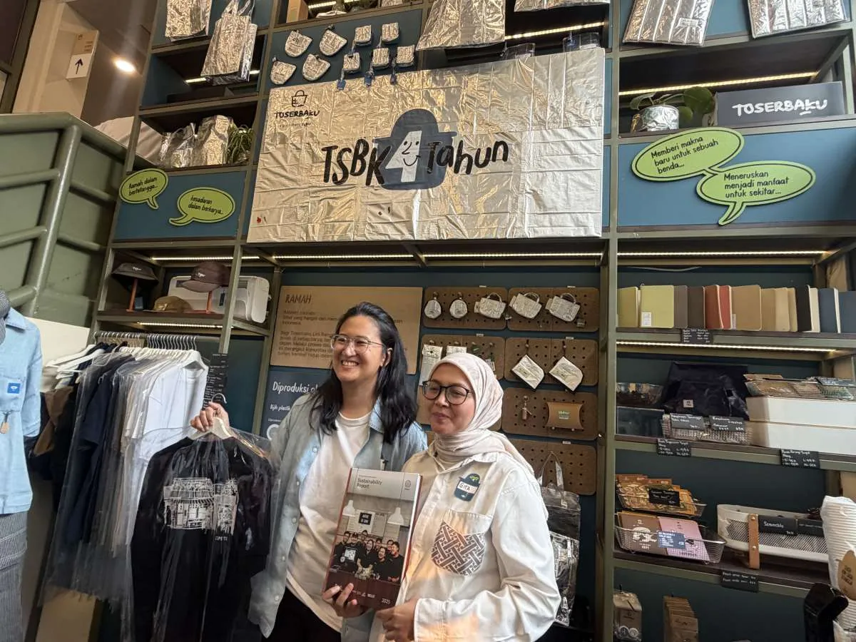 Ada Totebag hingga Pouch, Ini Merchandise Ramah Lingkungan TOSERBAKU