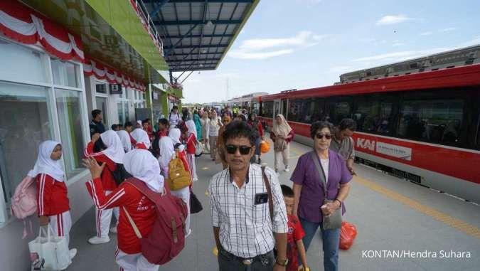 Balai Pengelola Kereta Api Sulawesi Selatan Fasilitasi UMKM untuk Jajakan Dagangannya