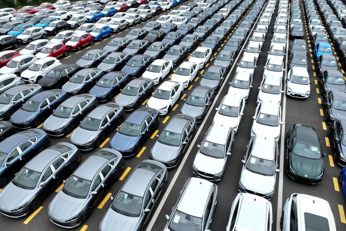 Penjualan Mobil China Turun 10 Bulan Beruntun, Ekspor Justru Melonjak