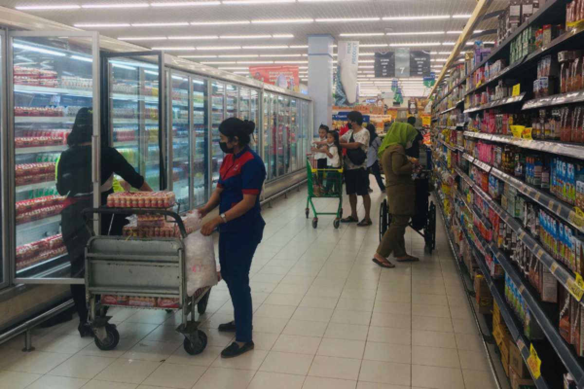 Konsumen Optimistis, Penjualan Ritel Naik