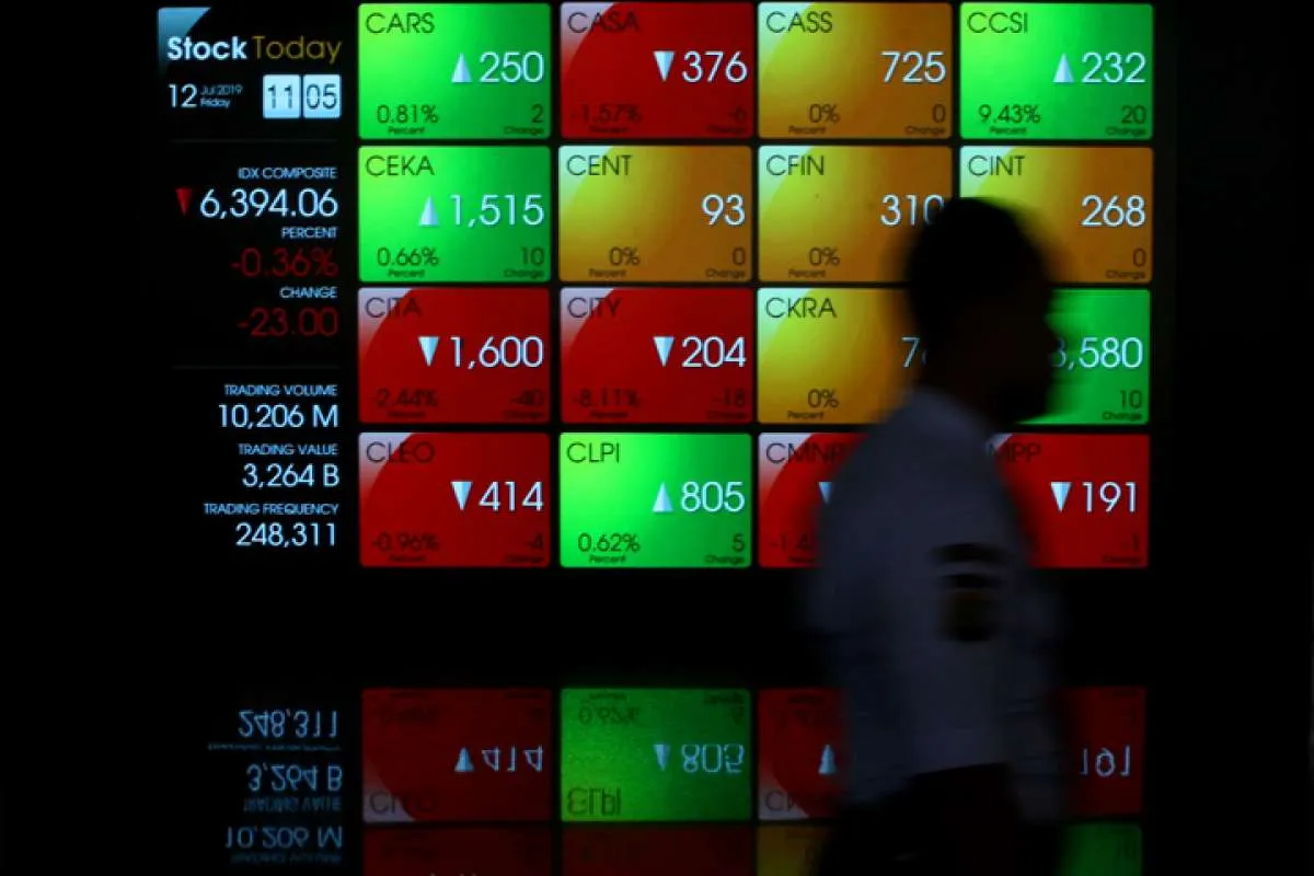 IHSG membukukan net sell, perhatikan 10 saham yang menjadi buruan investor asing
