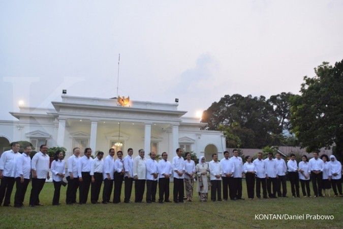 Inilah perintah Jokowi di rapat kabinet perdananya