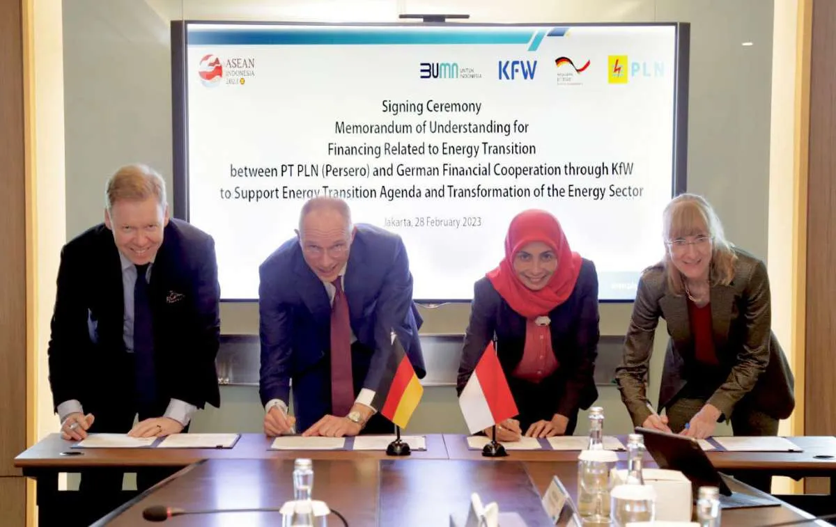 PLN Mendapat Dukungan Pembiayaan Rp 10,7 Triliun untuk Proyek Transisi Energi